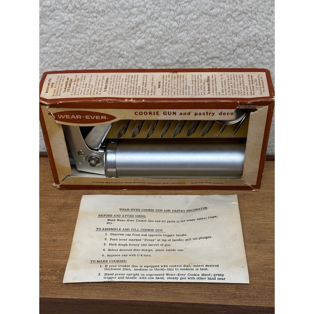 Wear-Ever Cookie Gun and Pastry Decorator Silver Aluminum Vintage Trigger-Quick - Picture 4 of 10